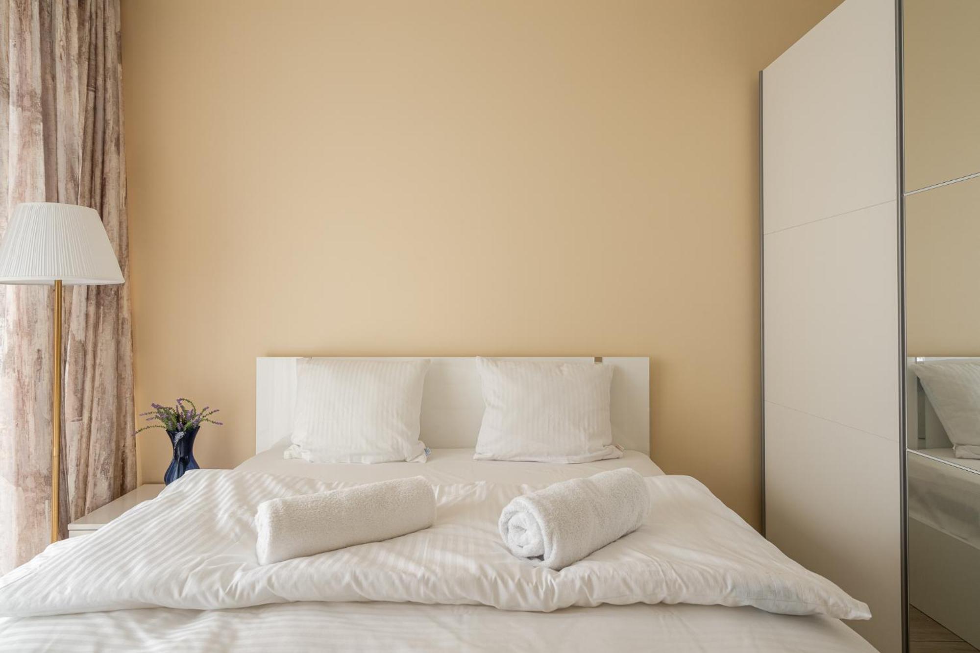 Rentplanet - Apartamenty Braniborska II Wrocław Exteriör bild